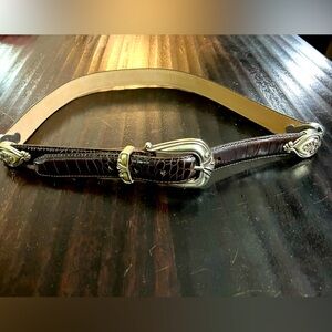 Vintage 1990s Croc-Embossed Brown Leather Brighton Jointed Belt w/ silver metal